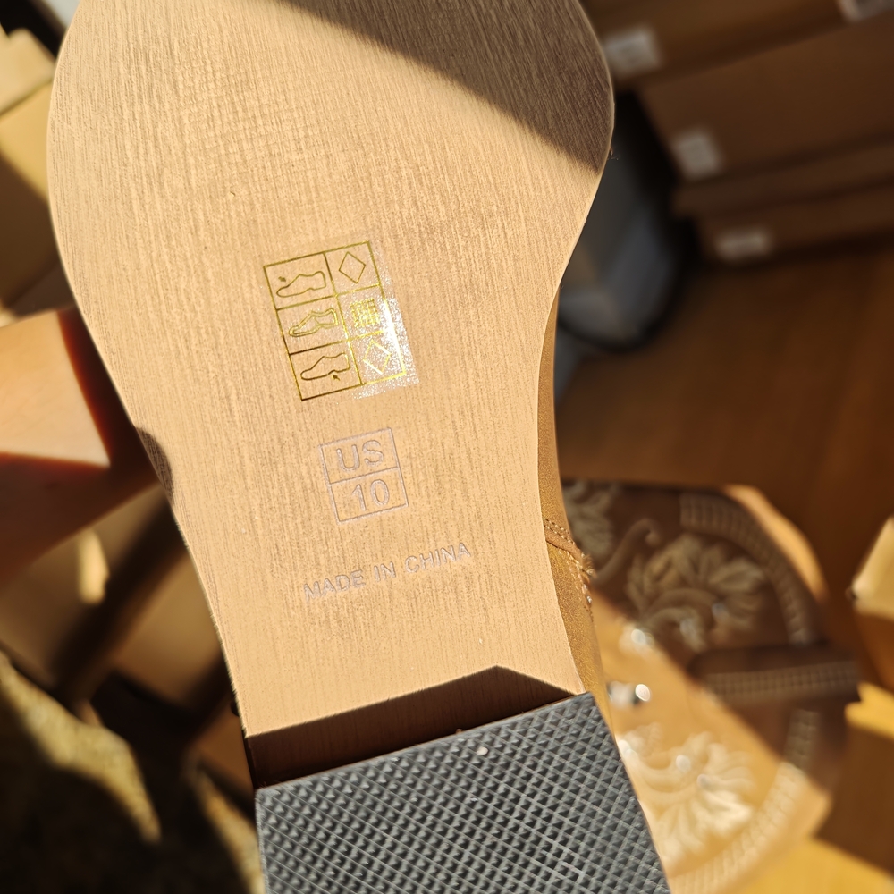 Embroidered Brown Western Boots - image 4